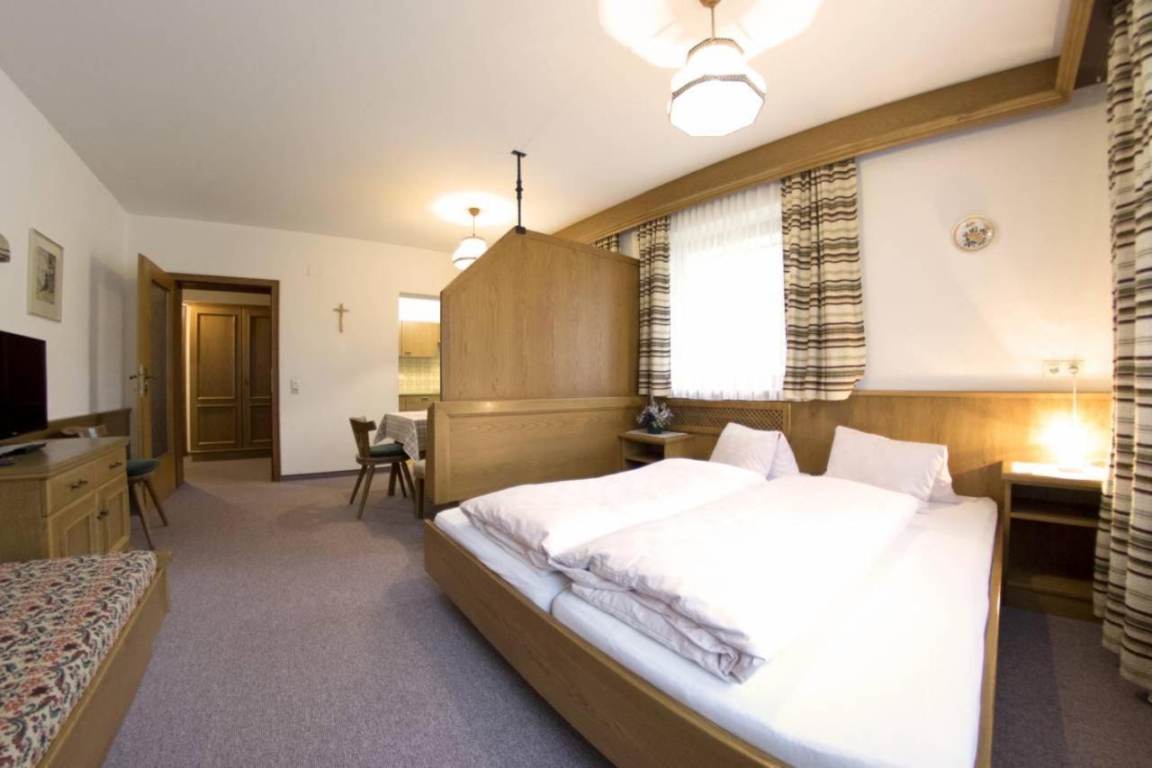 Hotel Garni Val-Sinestra Ισγκλ Εξωτερικό φωτογραφία