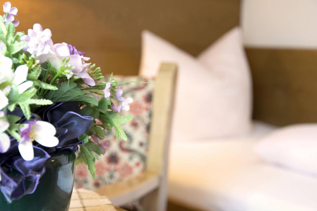 Hotel Garni Val-Sinestra Ισγκλ Εξωτερικό φωτογραφία