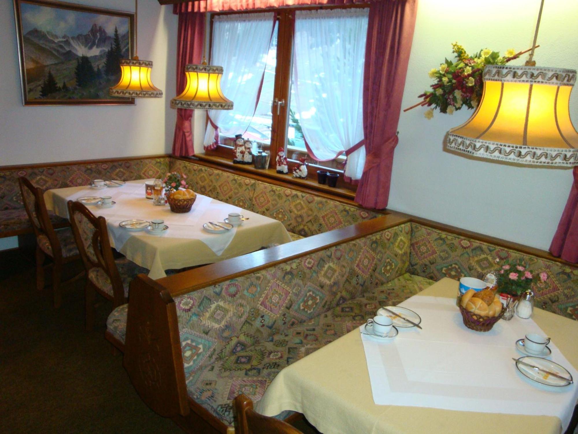 Hotel Garni Val-Sinestra Ισγκλ Εξωτερικό φωτογραφία